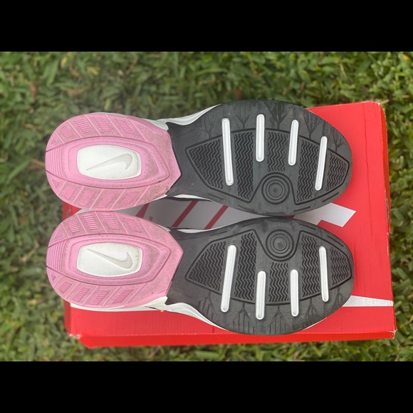 Nike Shoes - Picture 7 of 7